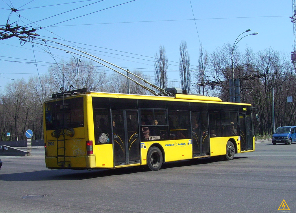 Киев, ЛАЗ E183D1 № 2902