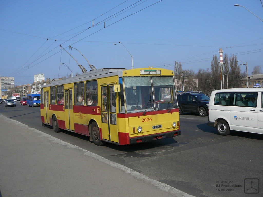 Киев, Škoda 14Tr02/6 № 2024