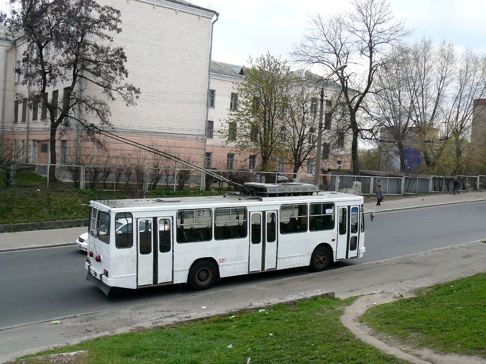 Киев, ЮМЗ Т2 № 521