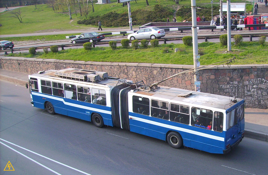 Kyiv, YMZ T1 Br. 2435