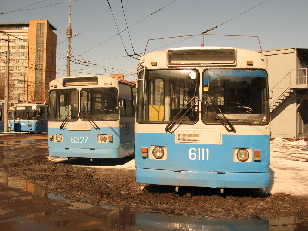 Москва, ЗиУ-682Г [Г00] № 6111