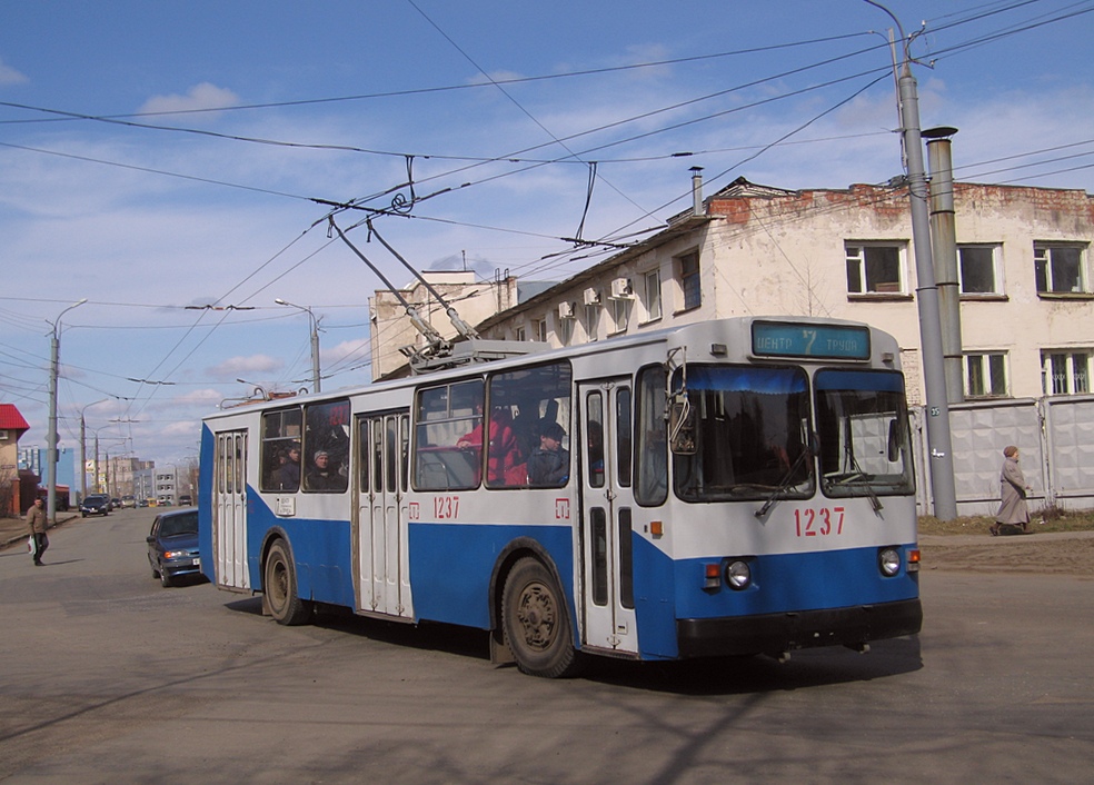 Ижевск, ЗиУ-682В-013 [В0В] № 1237