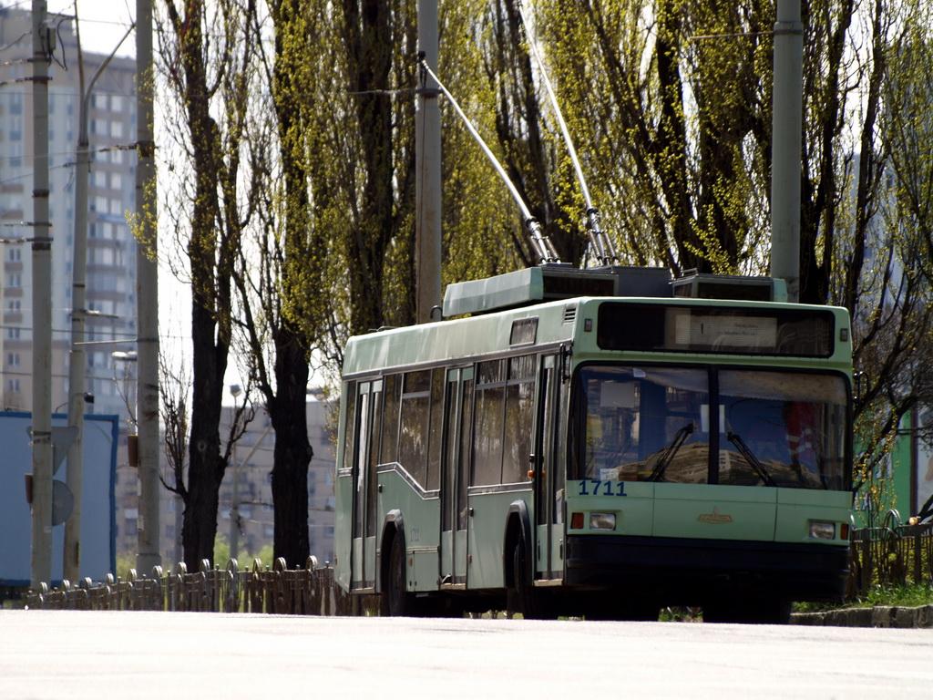 Kiiev, MAZ-103T № 1711 Kiiev, MAZ-103T № 1711