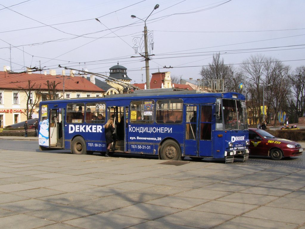 Черновцы, Škoda 14Tr02 № 266