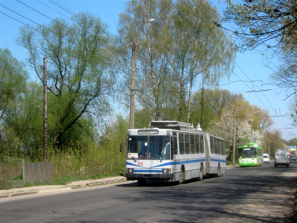 Луцк, ЮМЗ Т1 № 193