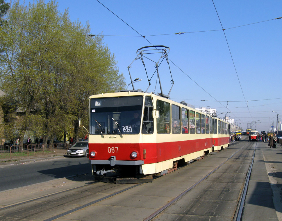 Kijiva, Tatra T6B5SU № 067