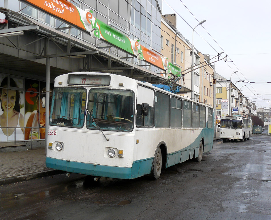 Doneck, ZiU-682G [G00] č. 2238