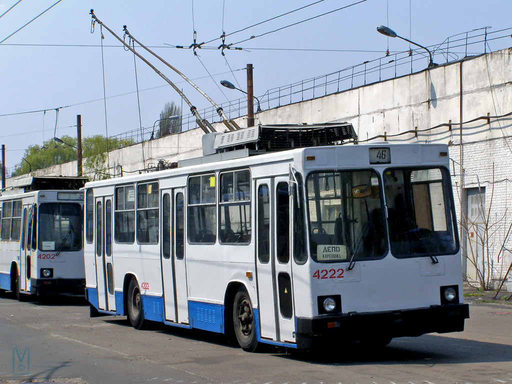 Киев, ЮМЗ Т2 № 4222