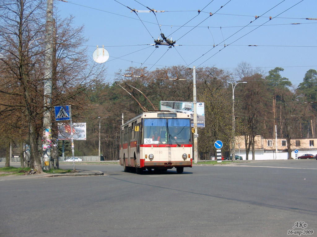 Киев, Škoda 14Tr02/6 № 2010