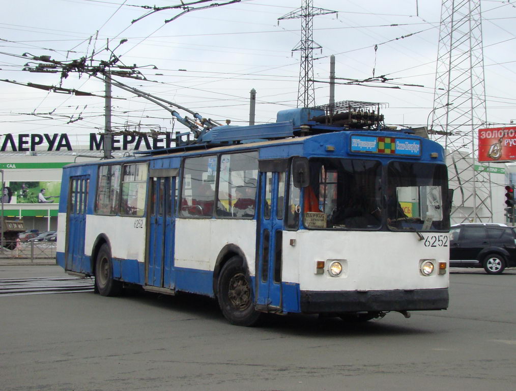 Pietari, ZiU-682V [V00] # 6252
