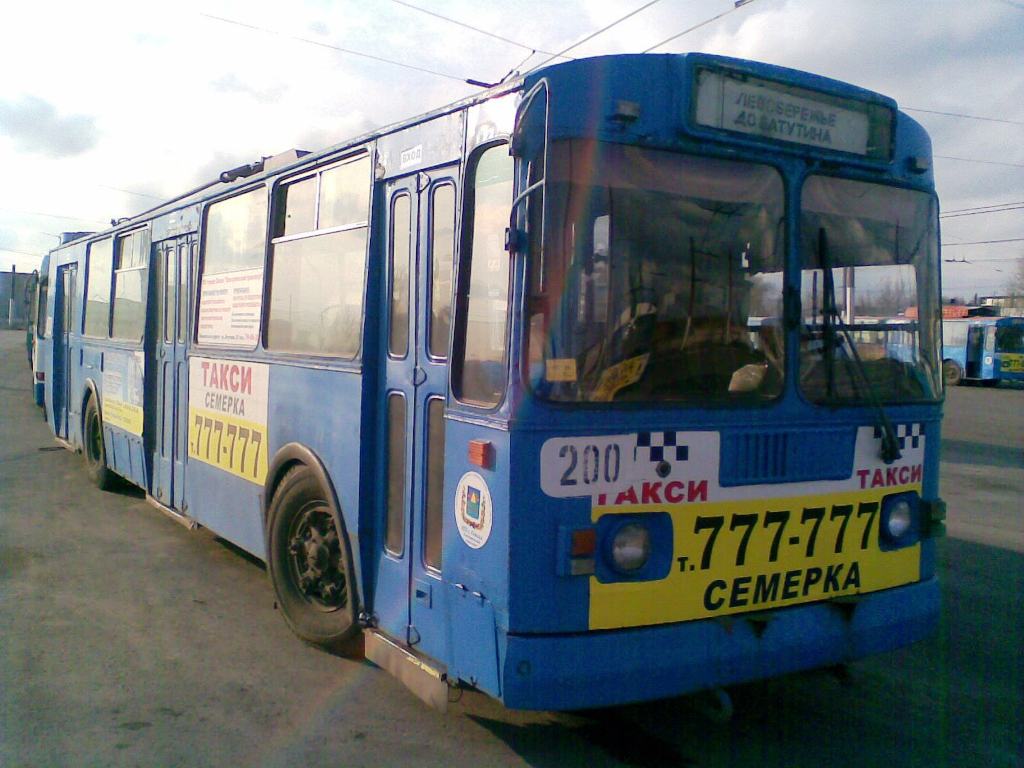 Омск, ЗиУ-682Г [Г00] № 200