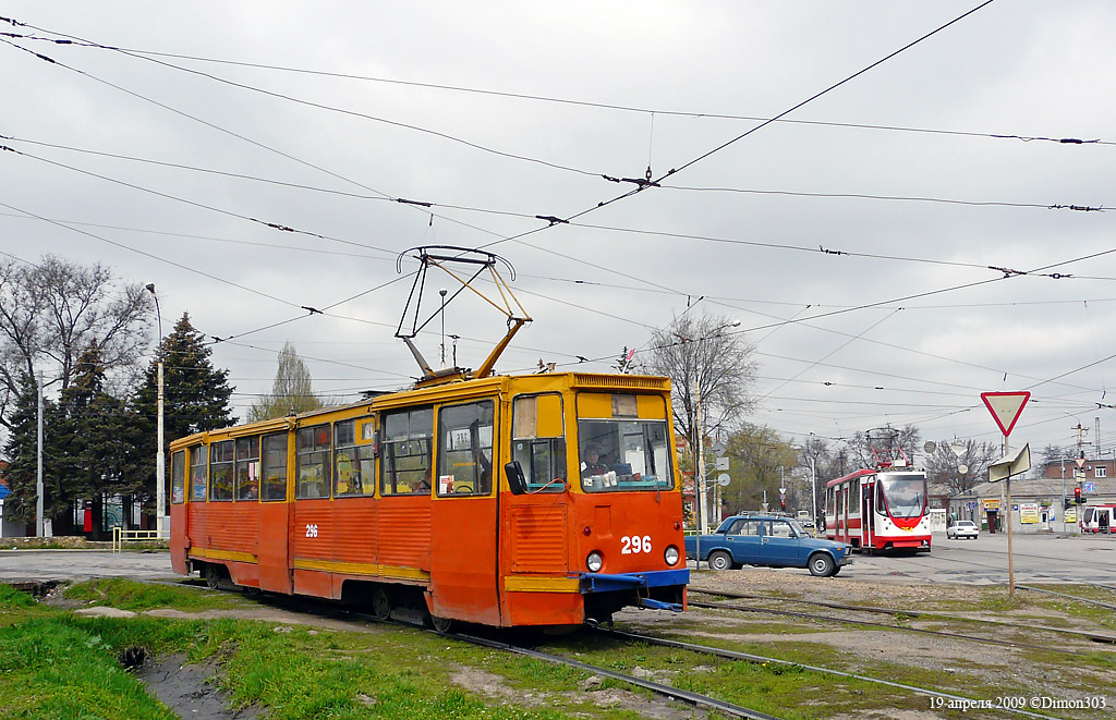 Taganrog, 71-605 (KTM-5M3) Nr. 296
