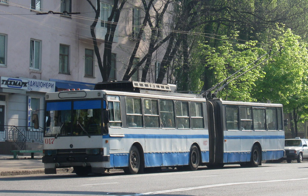 Кривой Рог, ЮМЗ Т1 № 017 Кривой Рог, ЮМЗ Т1 № 017