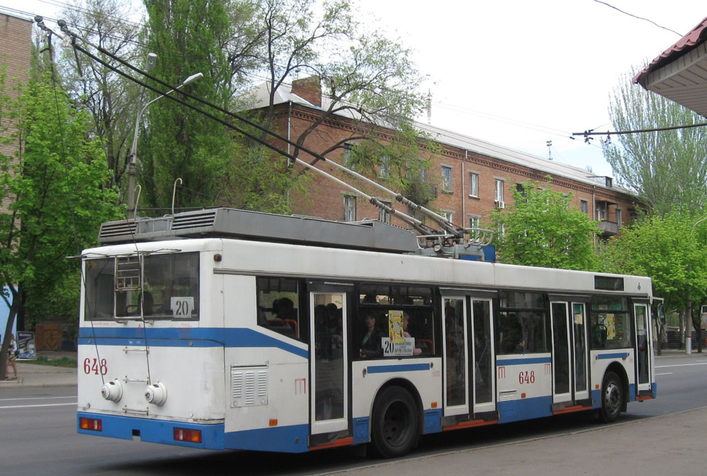 Кривой Рог, ЮМЗ E186 № 648