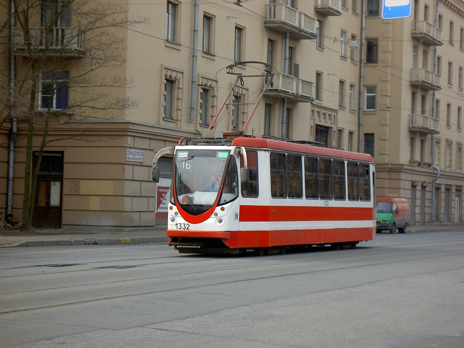 Sankt Petersburg, 71-134A (LM-99AVN) Nr 1332
