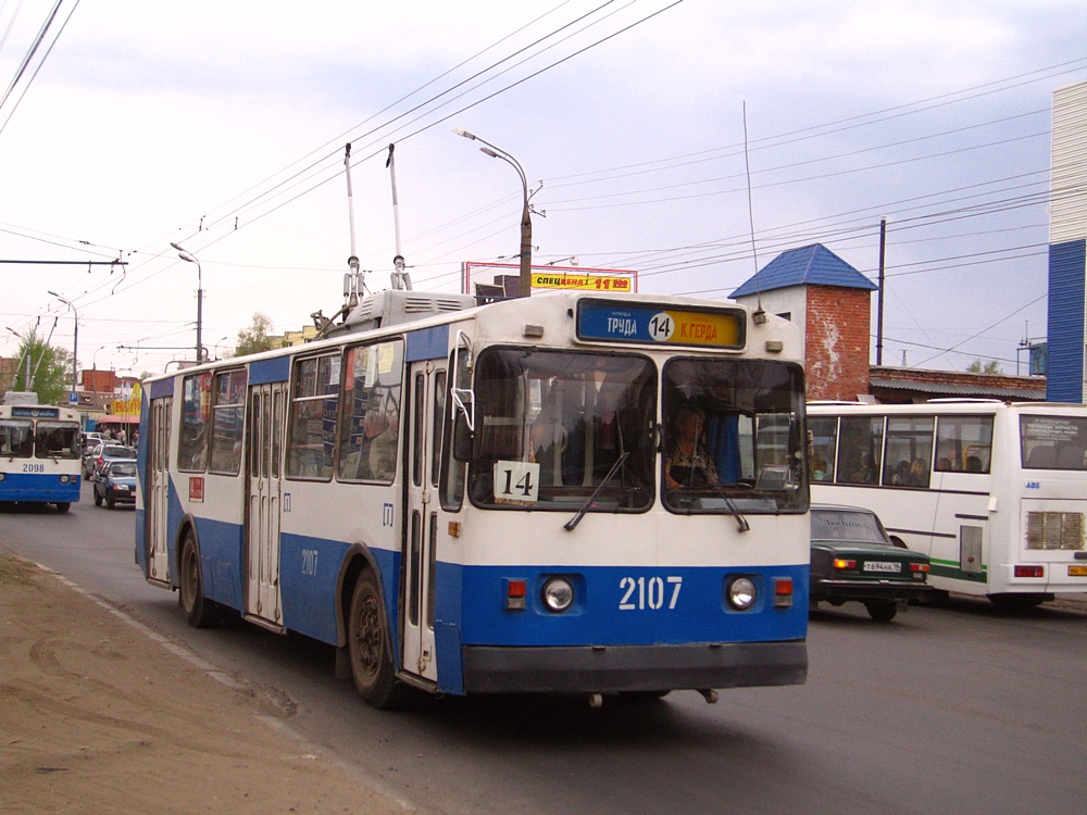 Ижевск, ЗиУ-682В [В00] № 2107