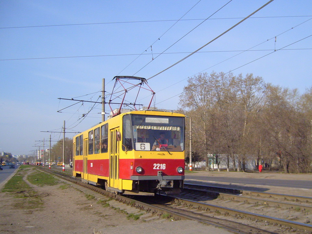 Uljanovszk, Tatra T6B5SU — 2216