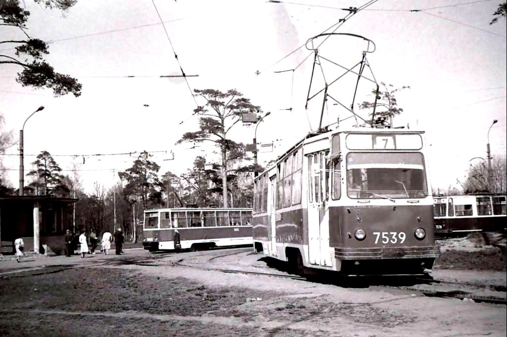 Санкт-Петербург, ЛМ-68М № 7539