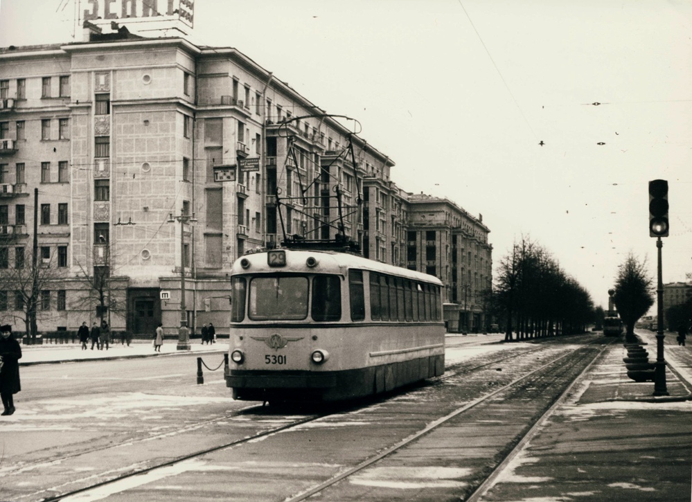 სანქტ-პეტერბურგი, LM-57 № 5301