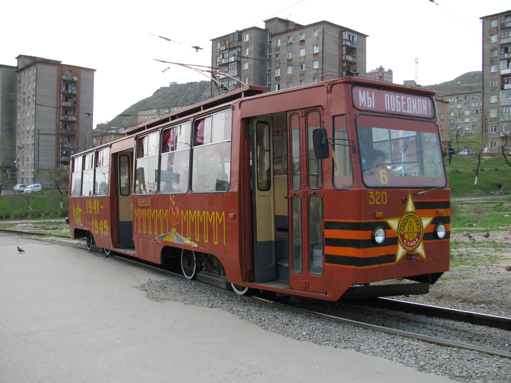 Владивосток, 71-132 (ЛМ-93) № 320; Владивосток — Тематические трамваи Владивосток, 71-132 (ЛМ-93) № 320; Владивосток — Тематические трамваи