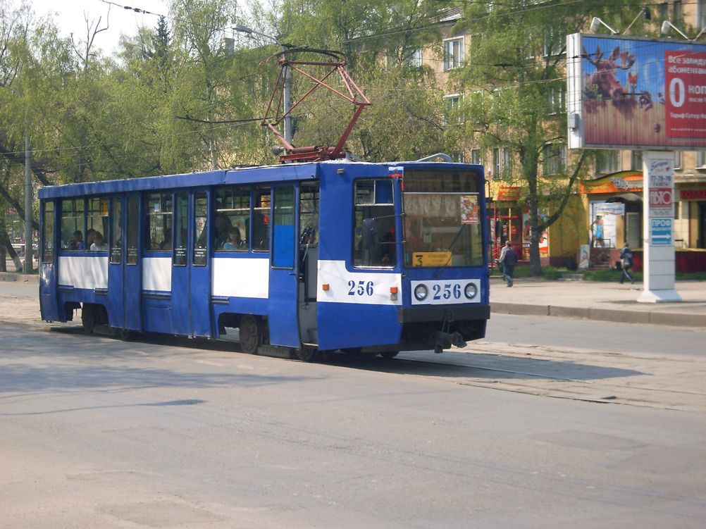 Новокузнецк, 71-608К № 256