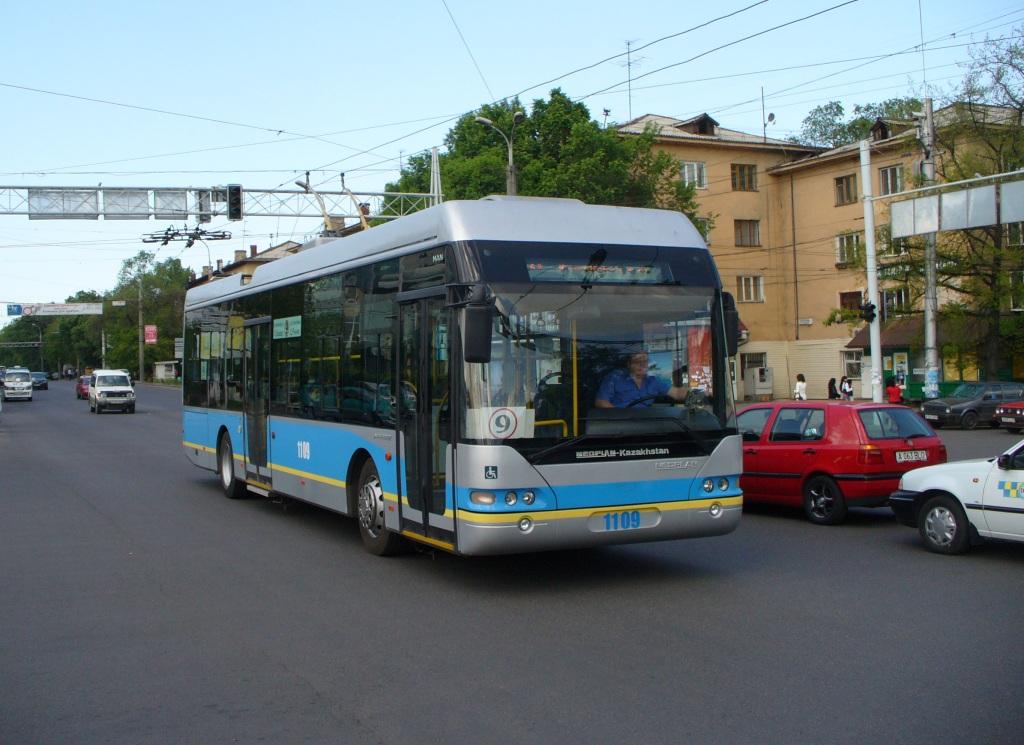 Алматы, YoungMan JNP6120GDZ (Neoplan Kazakhstan) № 1109 Алматы, YoungMan JNP6120GDZ (Neoplan Kazakhstan) № 1109