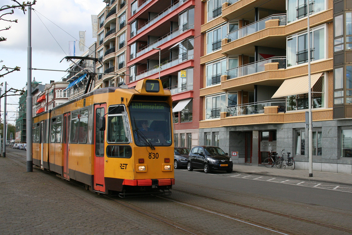 Роттердам, Duewag ZGT6 № 830