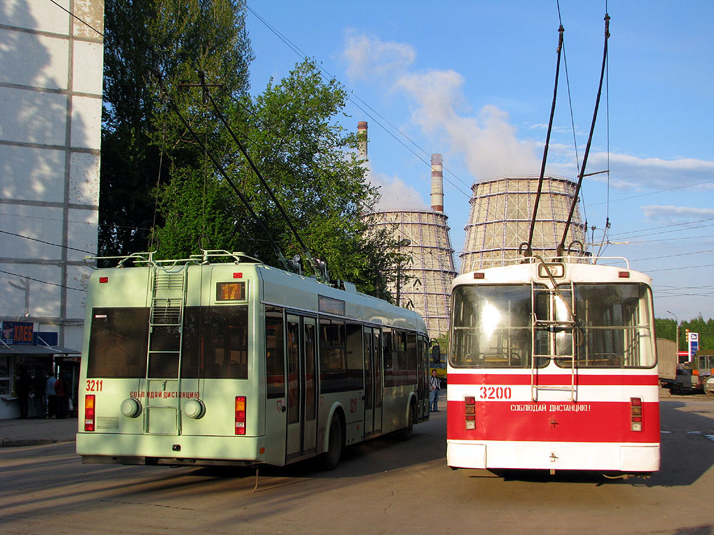 Самара, БКМ 321 № 3211; Самара, ЗиУ-682Г (СЗТМ) № 3200