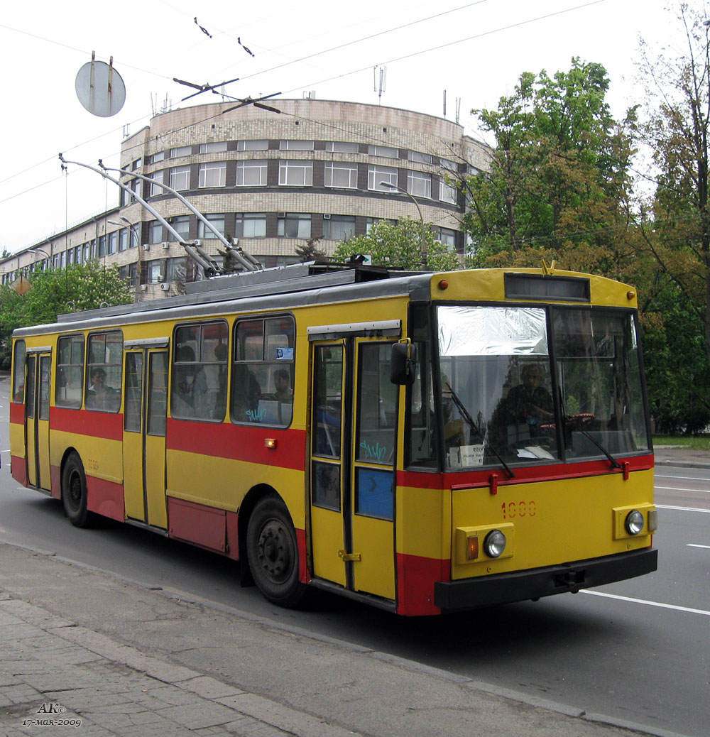 Киев, Škoda 14Tr89/6 № 1000