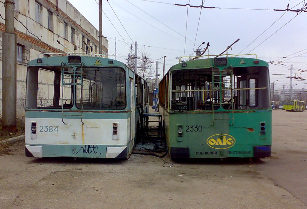 Севастополь, ЗиУ-682Г [Г00] № 2384; Севастополь, ЗиУ-682В-012 [В0А] № 2330