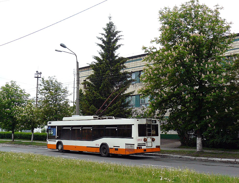 Киев, МАЗ-103Т № 3703