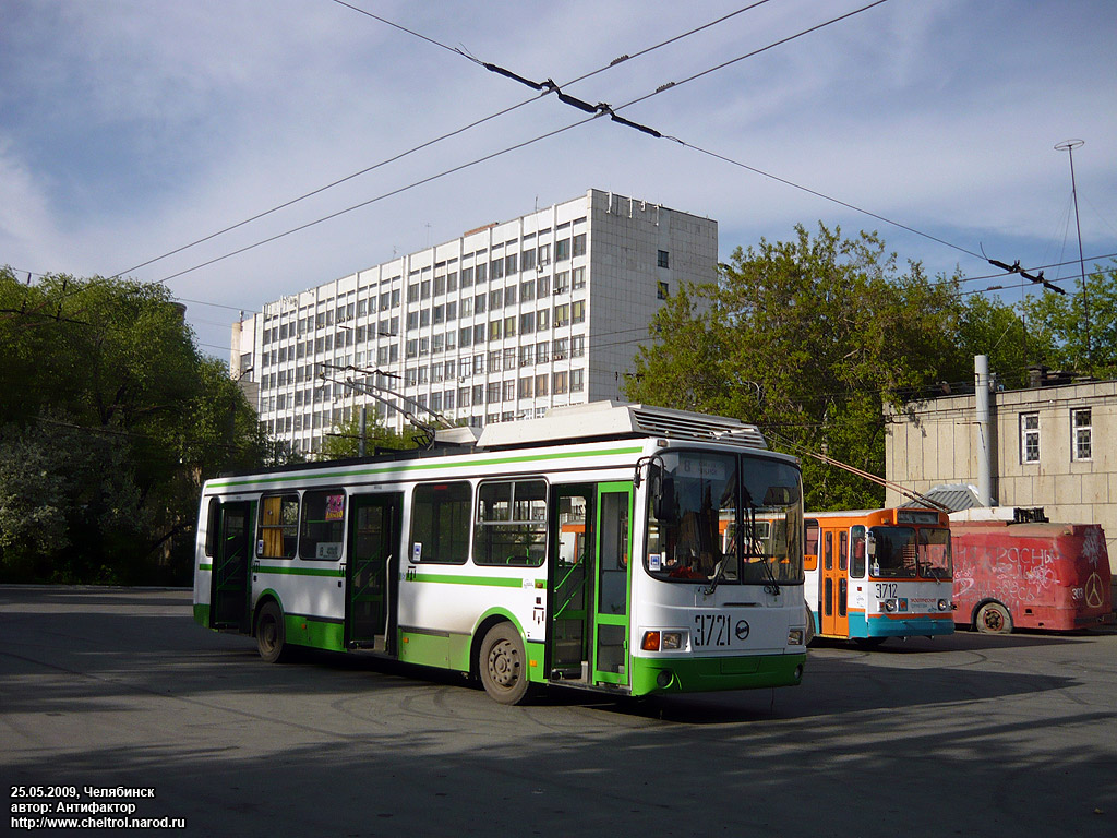 Челябинск, ЛиАЗ-5280 (ВЗТМ) № 3721
