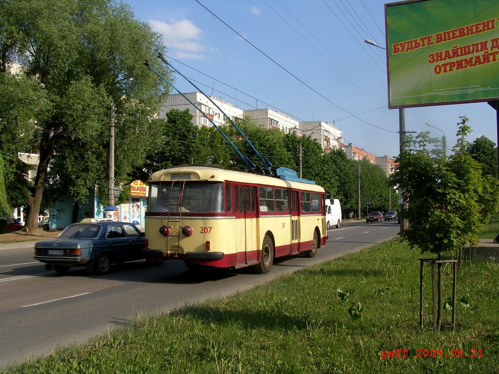 Черновцы, Škoda 9TrH25 № 207