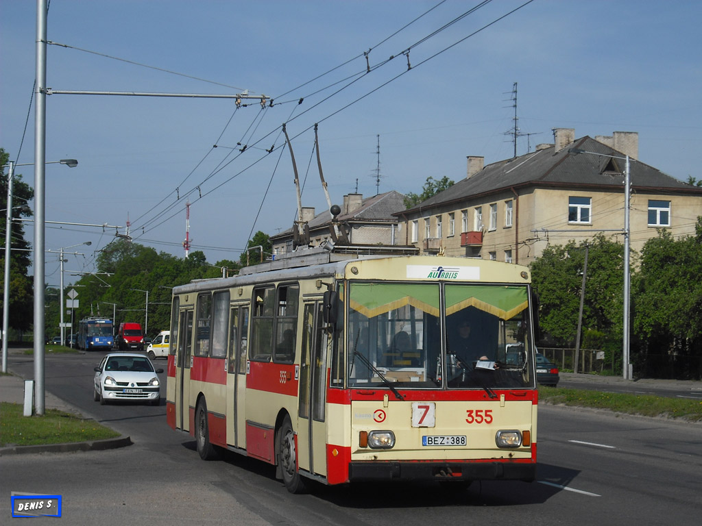 Каунас, Škoda 14Tr01 № 355