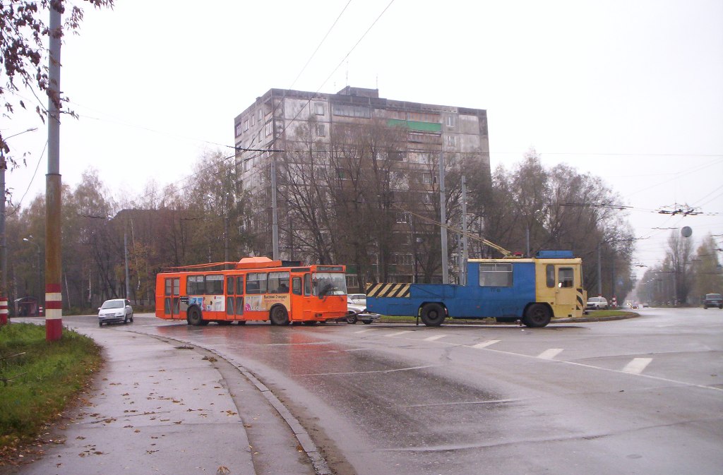 Ņižņij Novgorod, SNT-2 № 1580; Ņižņij Novgorod, KTG-2 № ТГ-16; Ņižņij Novgorod — Miscellaneous photos
