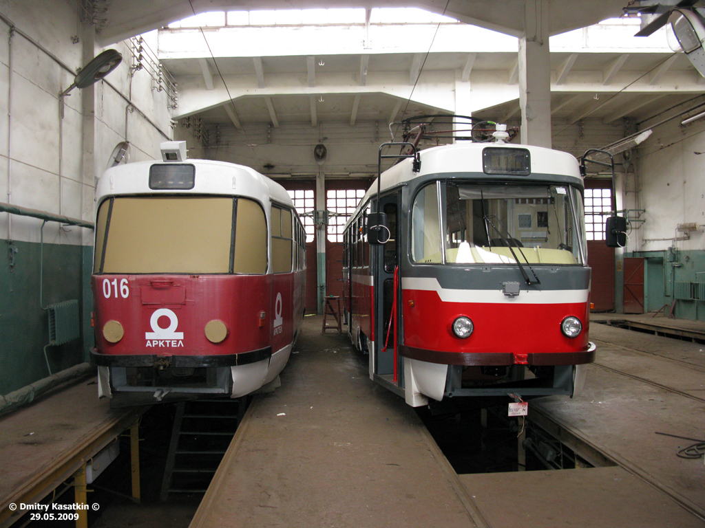 Краснодар, Tatra T3SU № 016; Москва, Tatra T3SU № 1716; Москва — Трамвайно-ремонтный завод (ТРЗ)