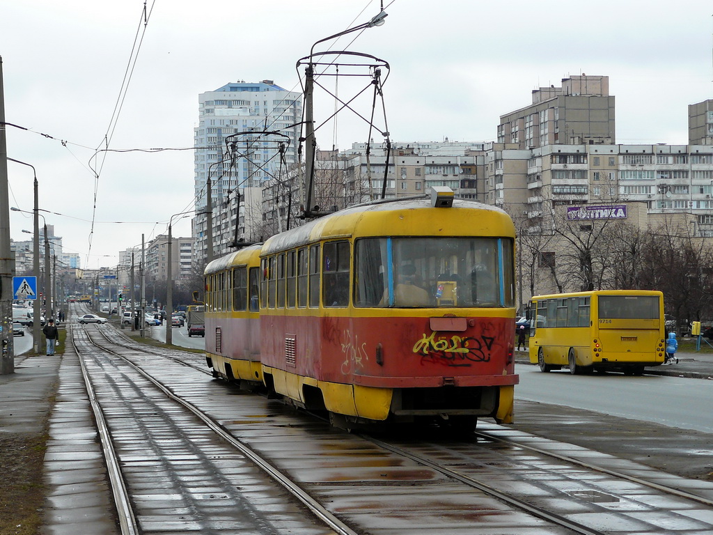Киев, Tatra T3SU № 5528