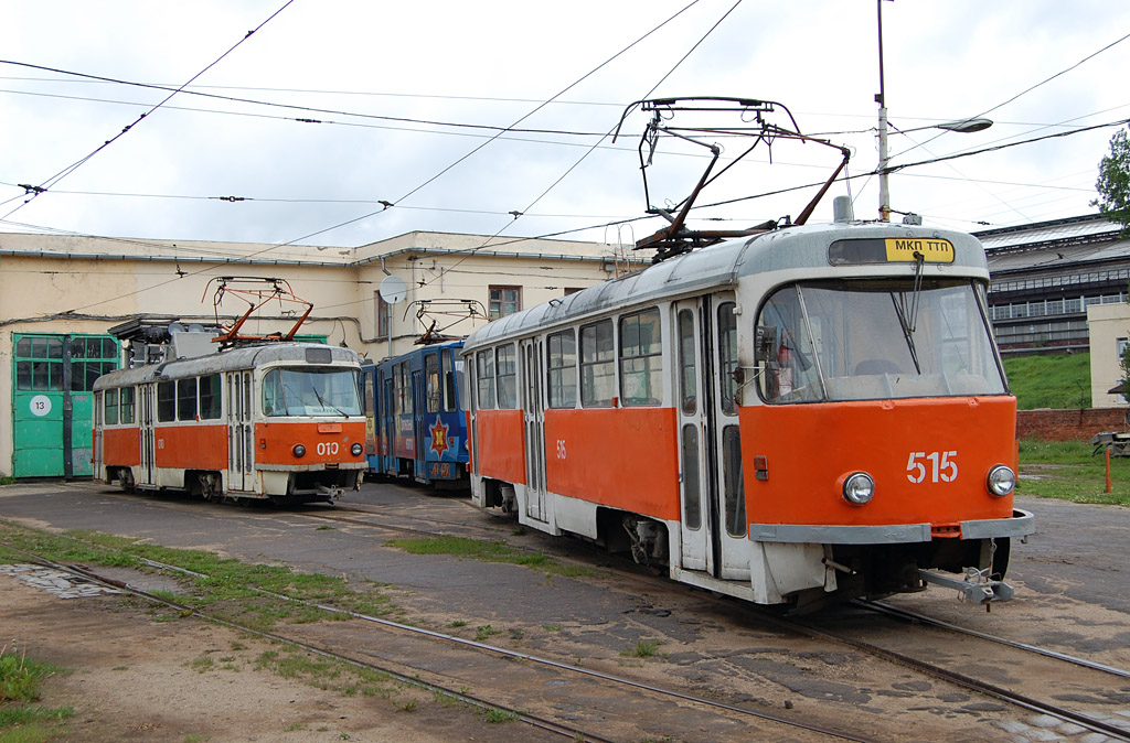 Kaliningrad, Tatra T4SU # 010; Kaliningrad, Tatra T4D # 515
