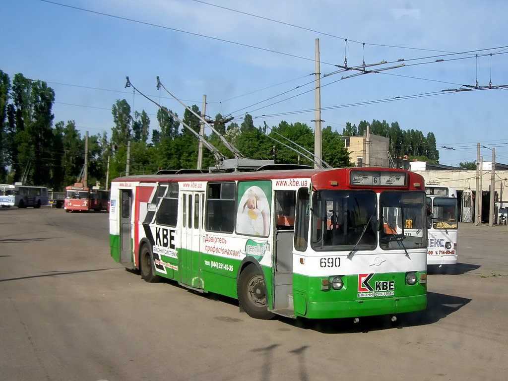 Одесса, ЗиУ-682В-013 [В0В] № 690