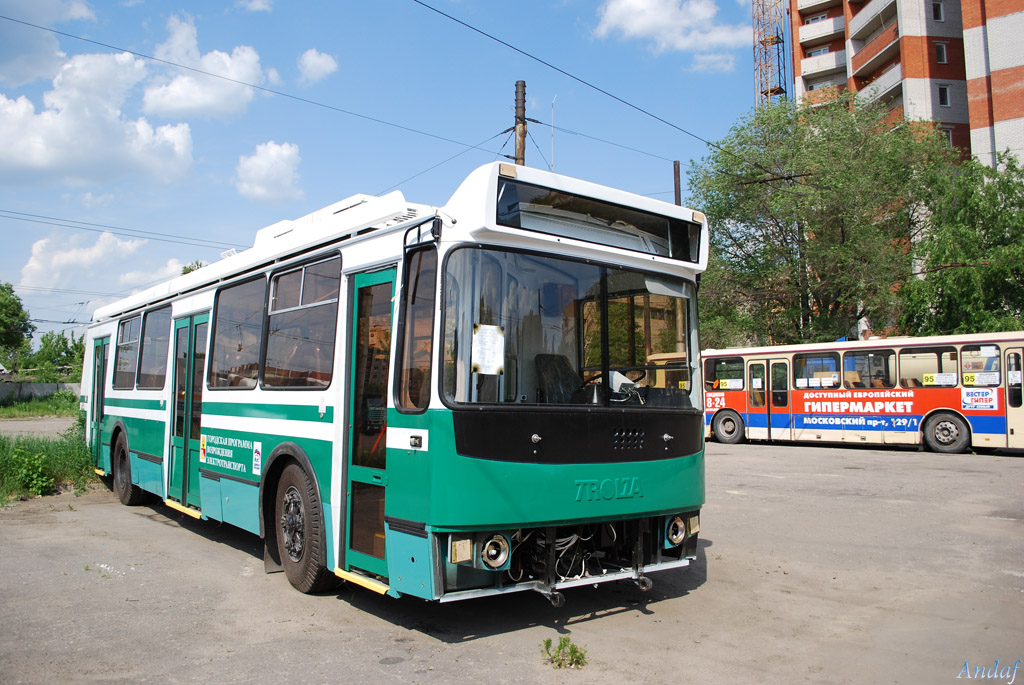 Воронеж, ЗиУ-682Г-016.02 № 323 Воронеж, ЗиУ-682Г-016.02 № 323