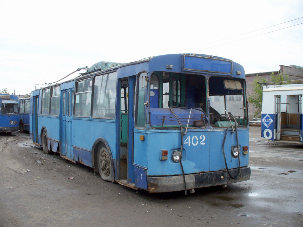 Kirov, ZiU-682V № 402