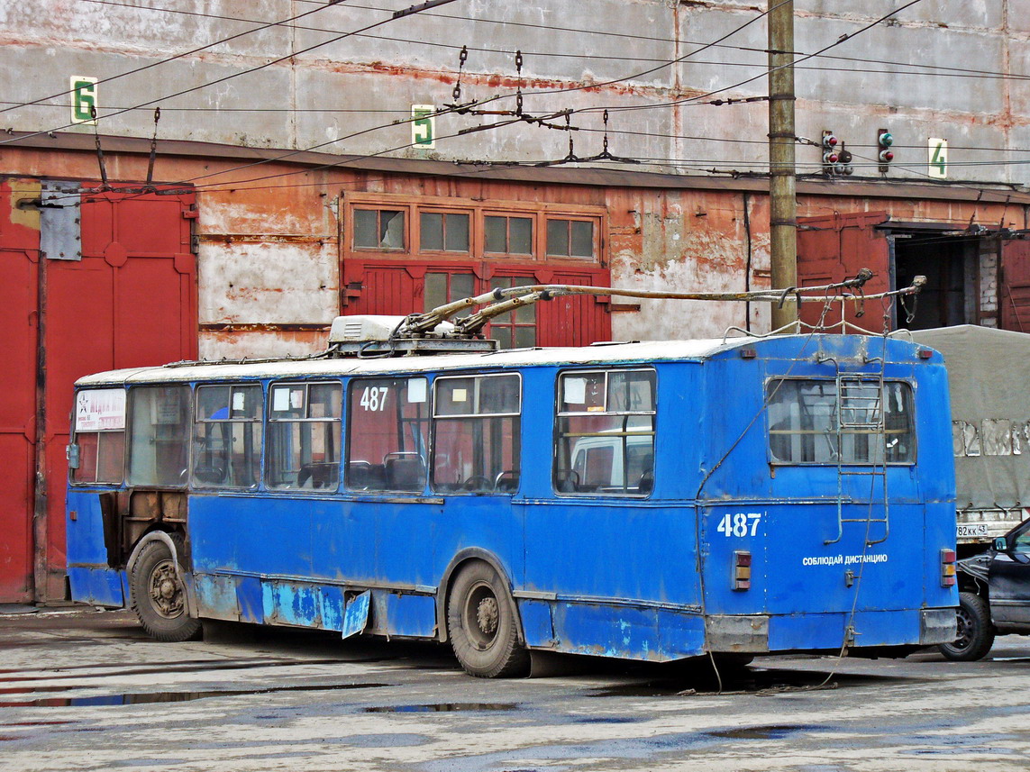 Kirov, ZiU-682V [V00] — 487