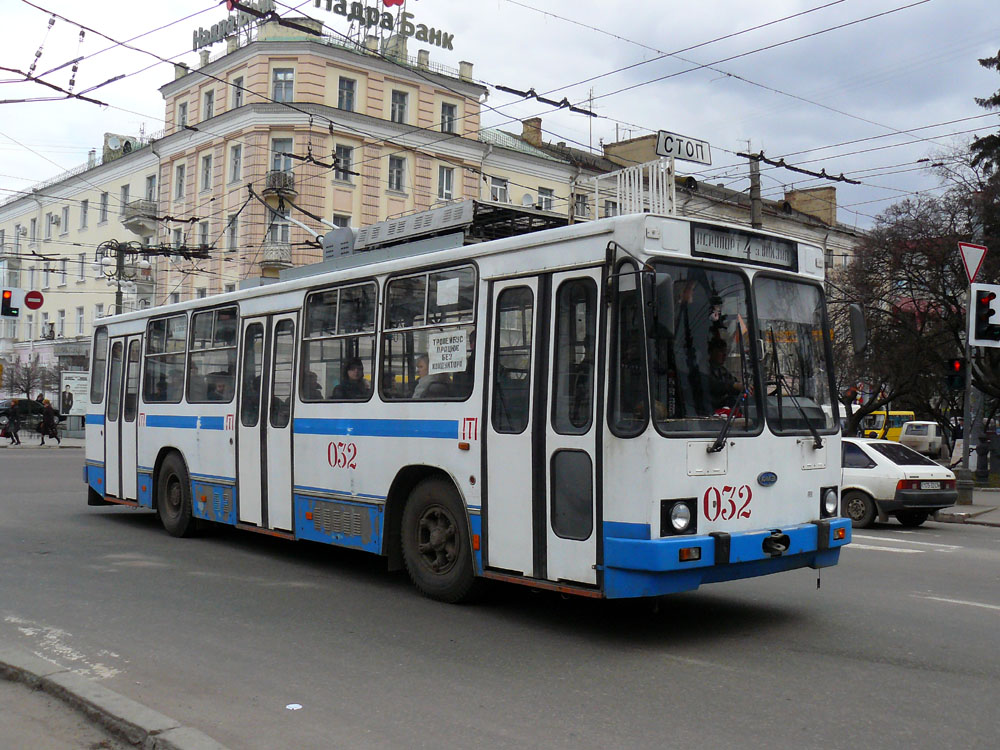 Сумы, ЮМЗ Т2 № 032