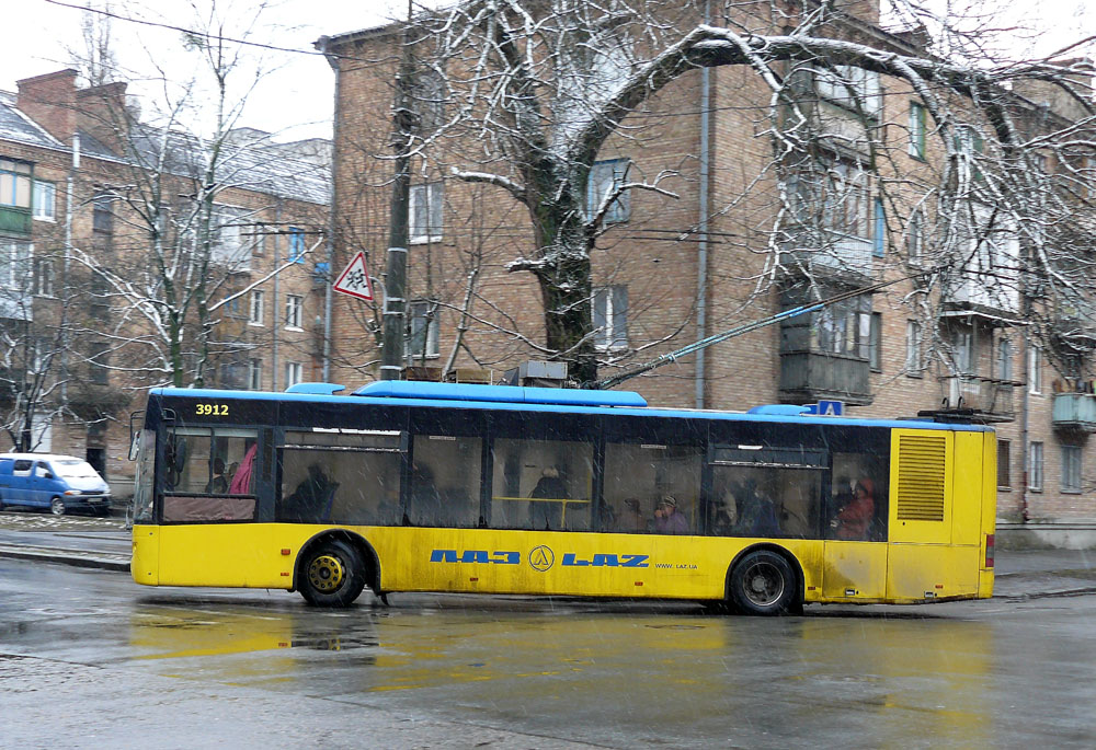 Киев, ЛАЗ E183D1 № 3912