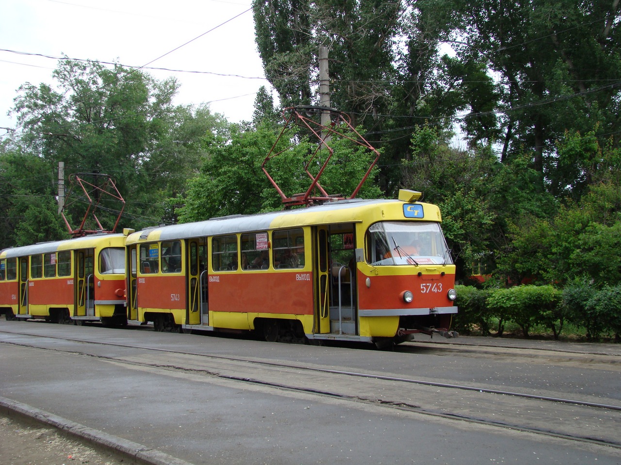 Волгоград, Tatra T3SU № 5743; Волгоград, Tatra T3SU № 5744