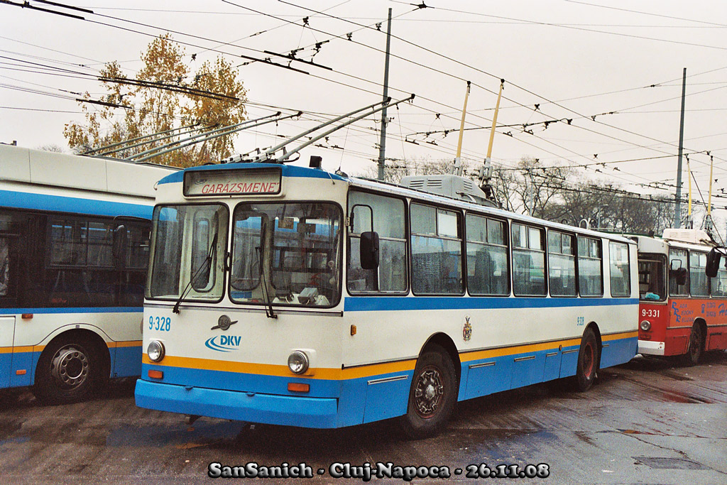 Debrecen, ZiU-682UV № 9-328