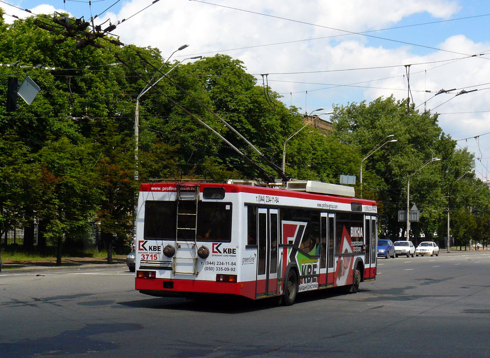 Kyjev, MAZ-103T č. 3715