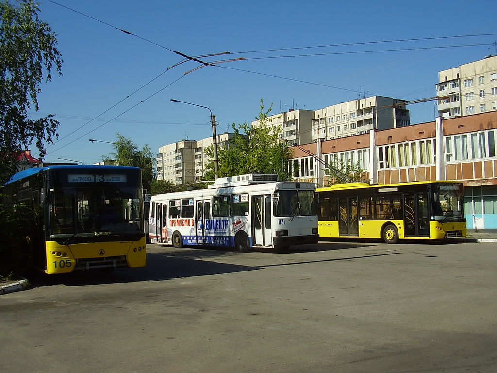 Лвов, ЛАЗ E183D1 № 105; Лвов, ЛАЗ-52522 № 021