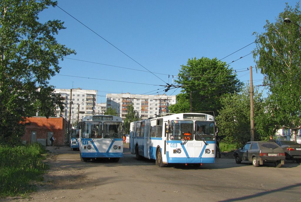 Ярославль, ЗиУ-682Г-012 [Г0А] № 61; Ярославль, ЗиУ-682Г-012 [Г0А] № 68