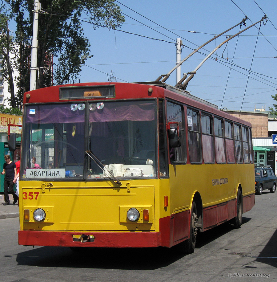 Киев, Škoda 14Tr02 № 357